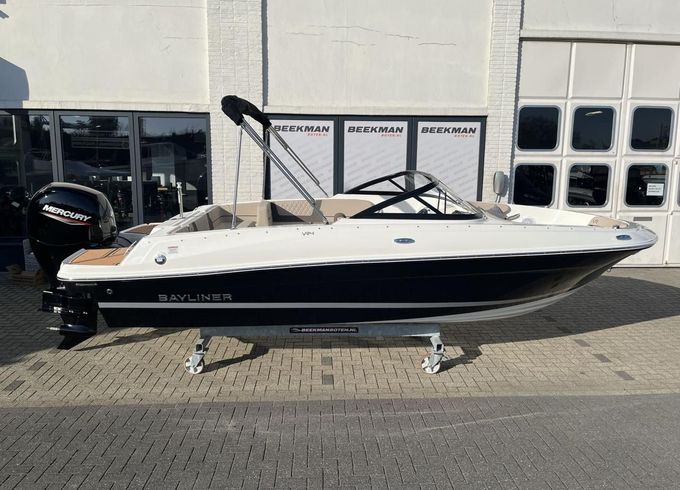Bayliner VR4 Bowrider
