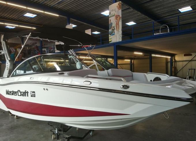 MasterCraft XT20