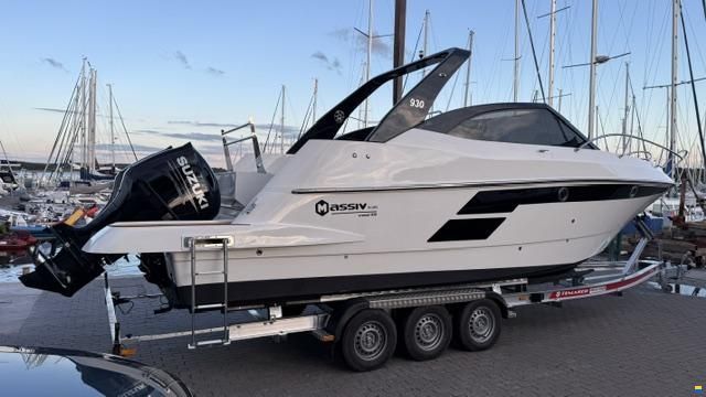 Massiv Boats Cruiser 930