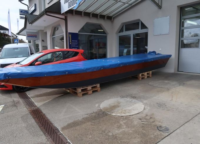 Witti 700 Fährboot Mahagoni