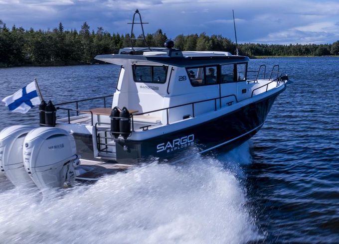 Sargo 28 Explorer Außenborder
