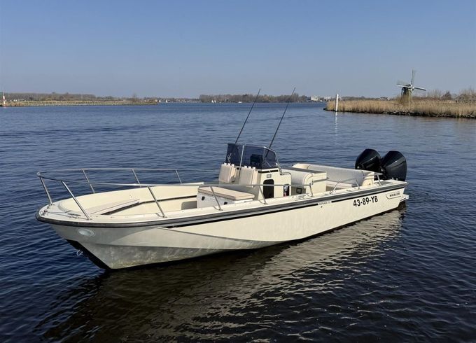 Boston Whaler OUTRAGE 25