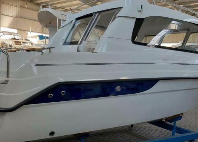 Bella 625 Cabin