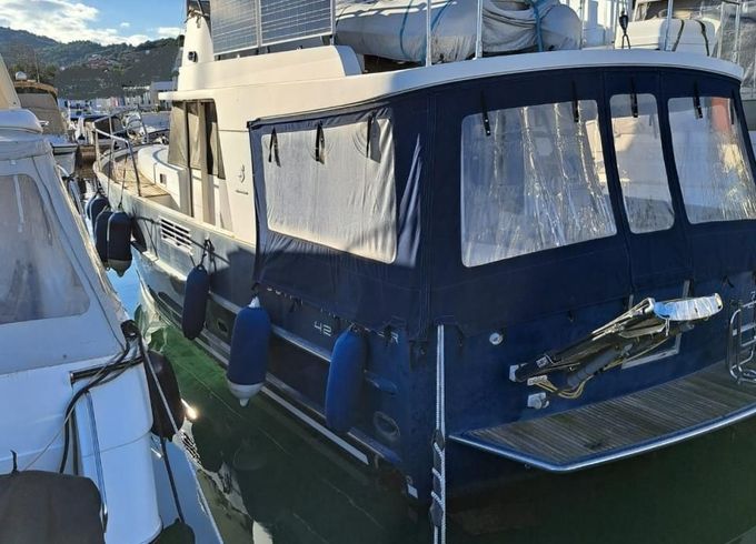 Beneteau 42 Swift Trawler