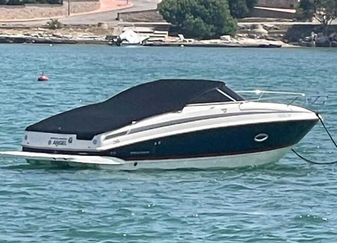 Bayliner 742 Cuddy R
