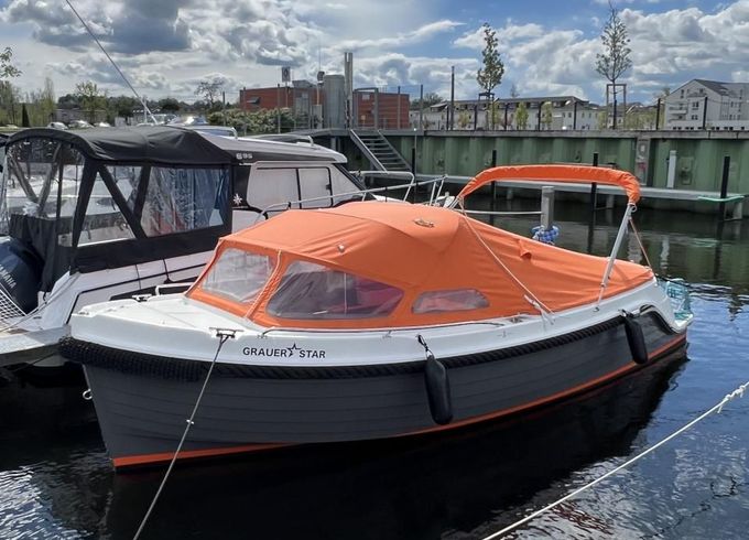 Interboat Intender 650