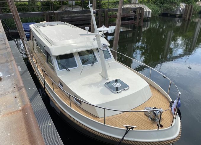 Linssen Grand Sturdy 35.0 Sedan