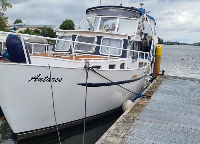 Holland Jachtbouw Ankertrawler 1100