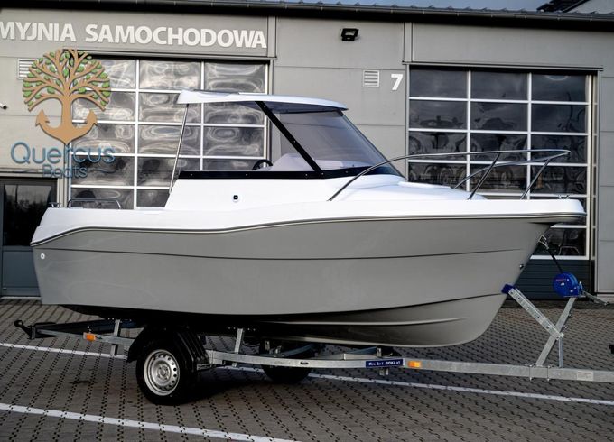 Quercus 480 Pilothouse