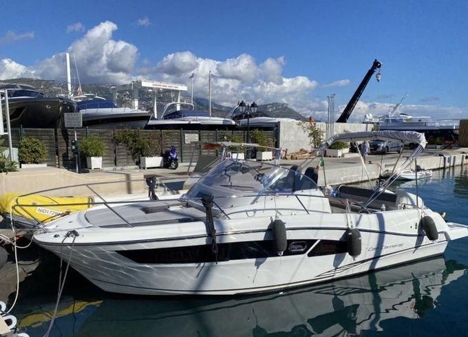 Jeanneau Cap Camarat 9.0