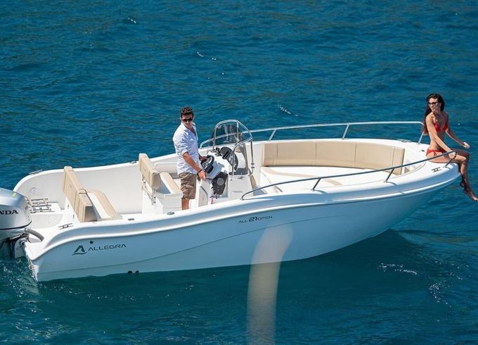 Allegra 21 open + motore Honda BF100