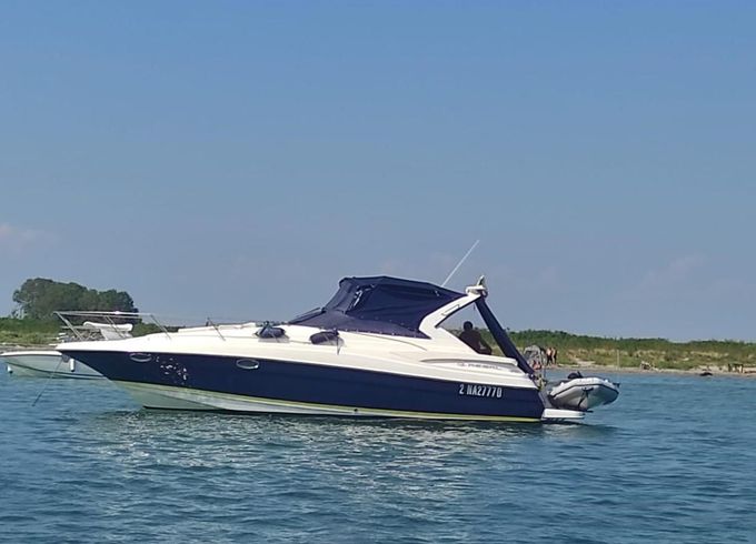 Regal Marine 3760 Commodore