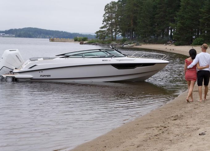 Flipper 800 Daycruiser