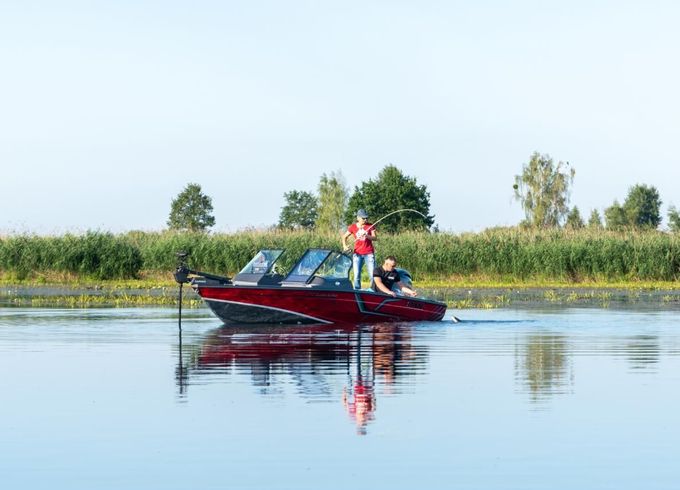 Finval 575 Casting Pro DC JS