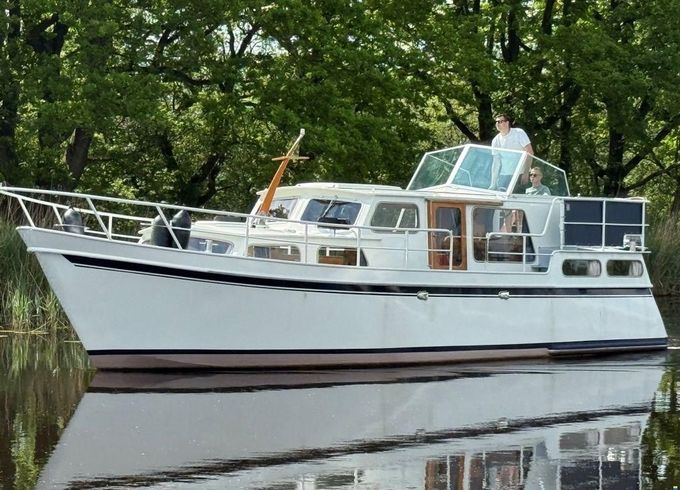 Hoekstra kruiser 1100