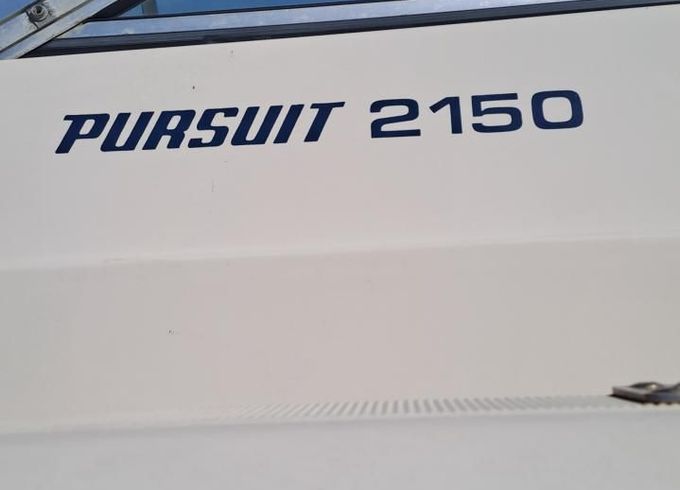 Pursuit 2150 WA