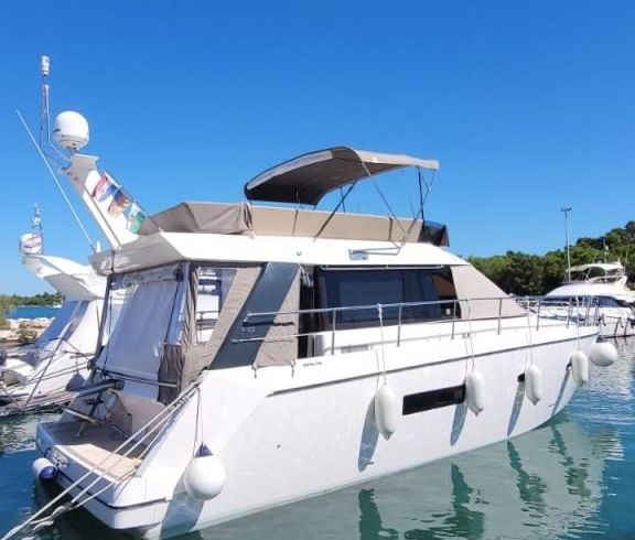Sealine 42 F