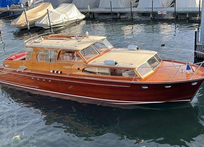 Swiss Craft Sedan Express Cruiser 11.85m