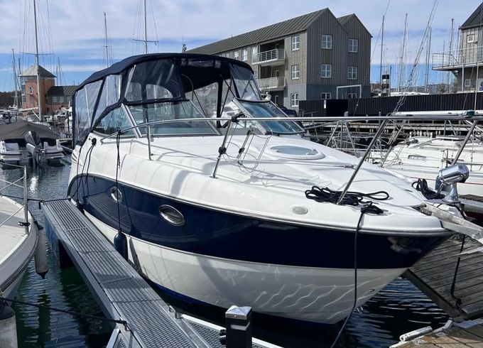 Maxum 2600SE