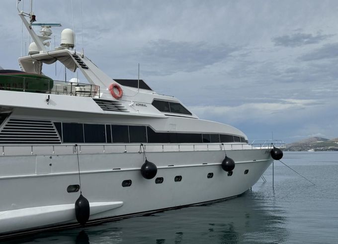 Admiral 27