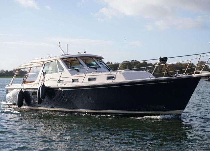 Island Packet Craft 360 Express