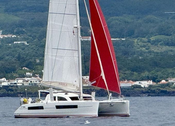 Catana 47 Carbon