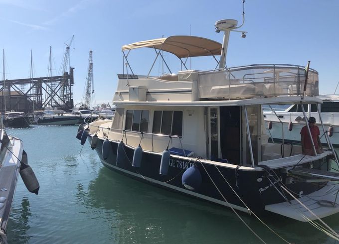 Mainship TRAWLER 400