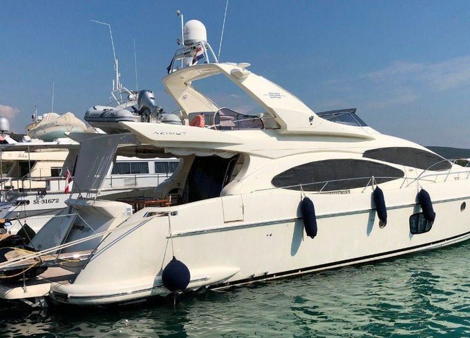 Azimut 68 EVO FLY - BJ. 2008 - 4 KAB.