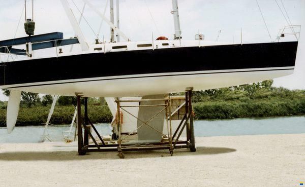 Blu Phoenix Barca a vela Hurricane 445 Sport NUOVA