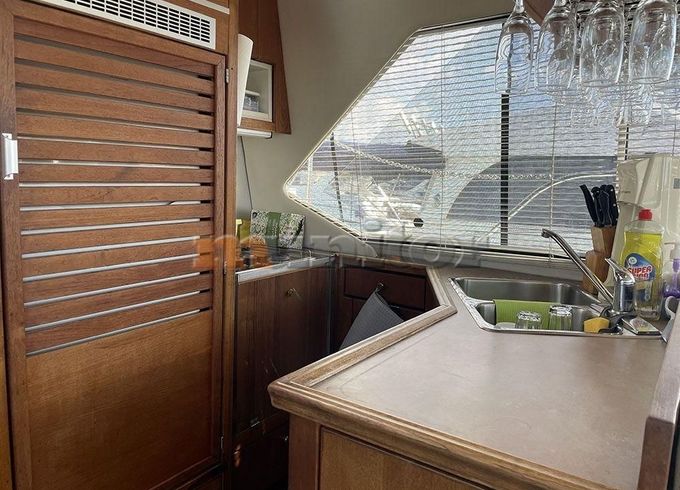 Bayliner 3587 AFT Cabin