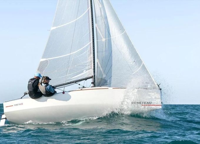 Beneteau FIRST 18SE