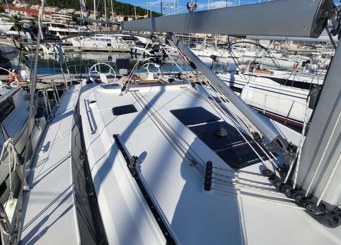 Bavaria CRUISER 46