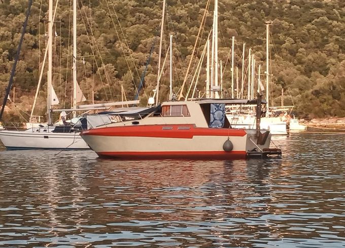 motorboat
