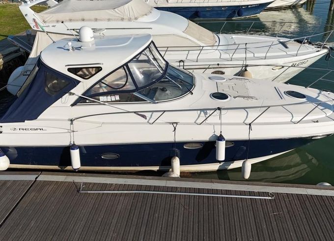 Regal 3760 HT