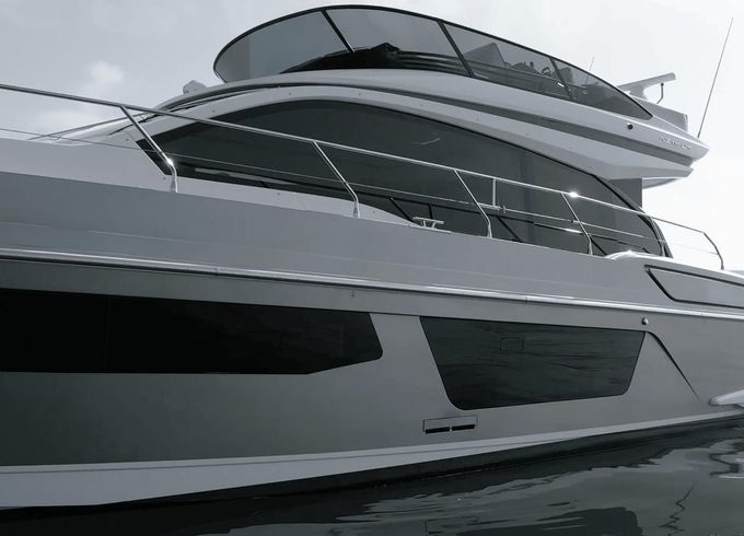 Azimut Fly 53