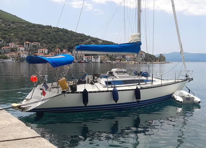 X-Yachts X 372