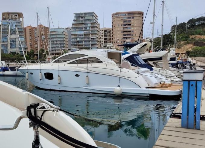Astondoa 53 Open