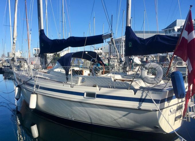 Contest 38 S Ketch