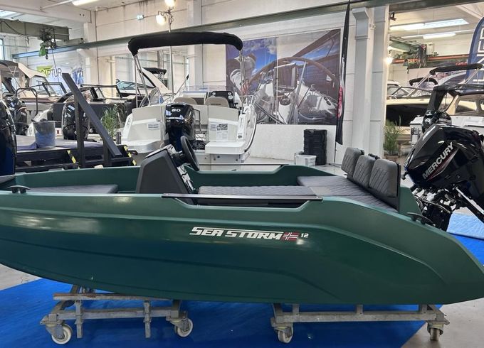 SeaStorm 12