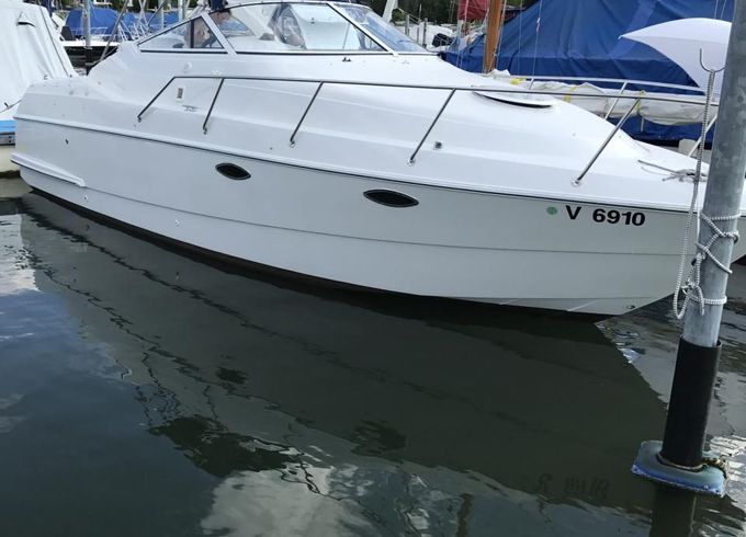 Chris Craft 262 Crowne