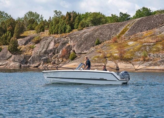 Ryds 630VI Mid C - 115 HP Yamaha