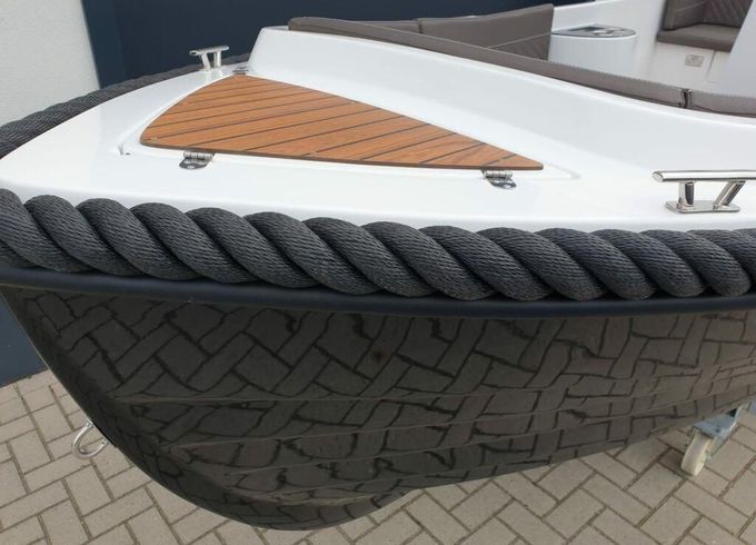 Amigo 485 S