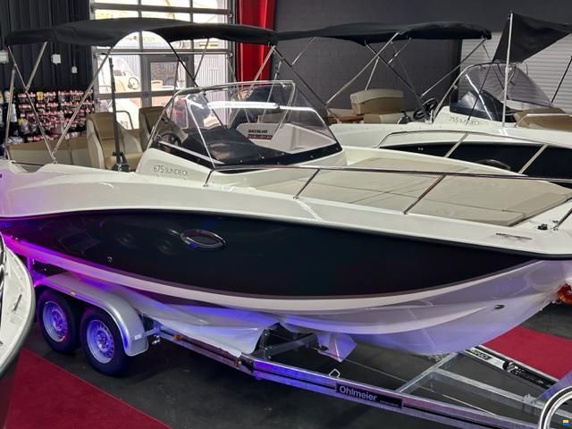 Quicksilver 675 Sundeck + Mercury F175XLV6
