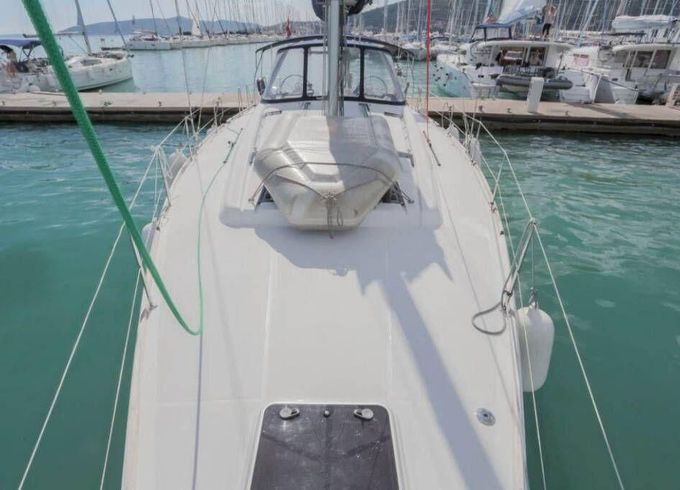 Beneteau Oceanis 48