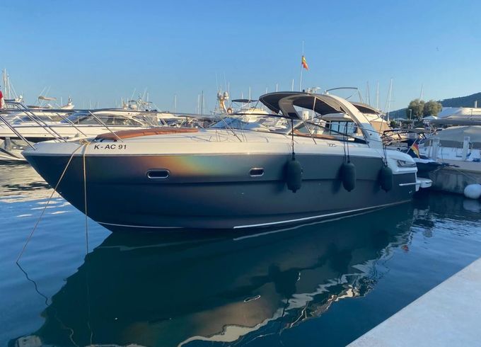 Bavaria Sport 38