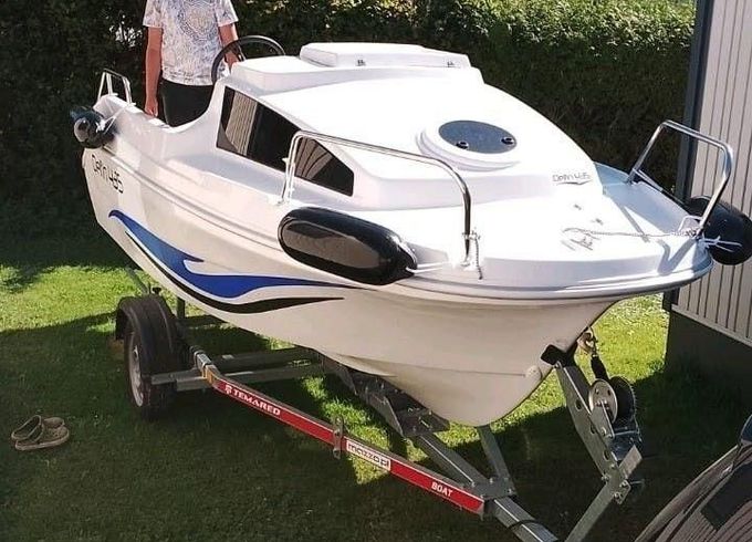 Delfin 435