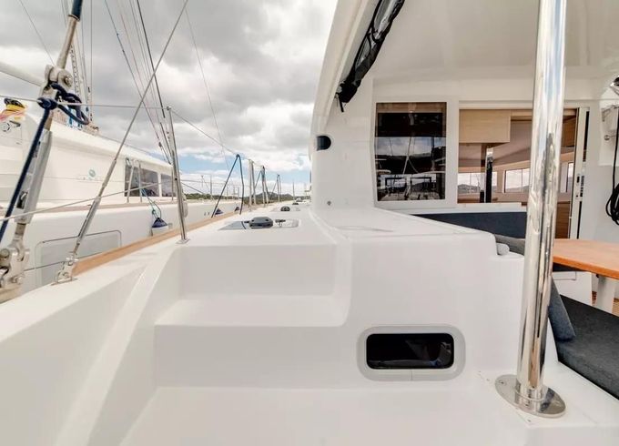 Lagoon 40
