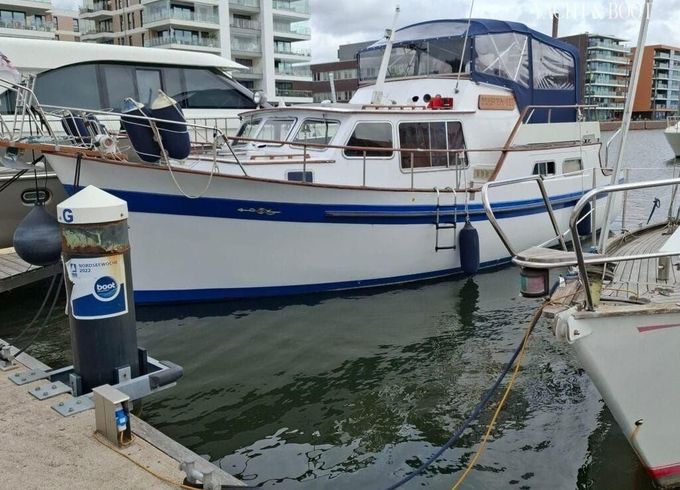 Aquila Queen Trawler 35