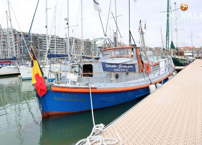 Waarschip 1076 Custom