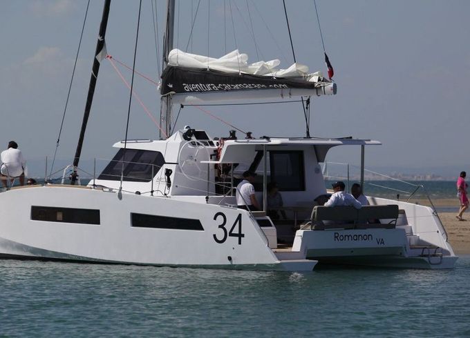 Catamaran Aventura 34 9.98m